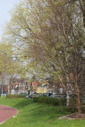 B&B Canal Sight